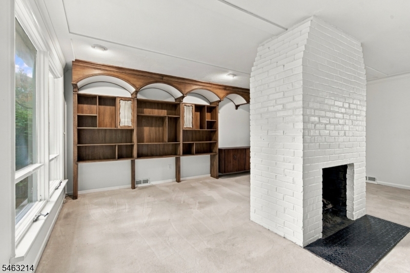 135 Voorhis Ave