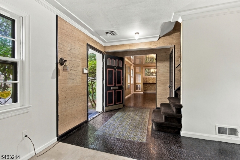 135 Voorhis Ave