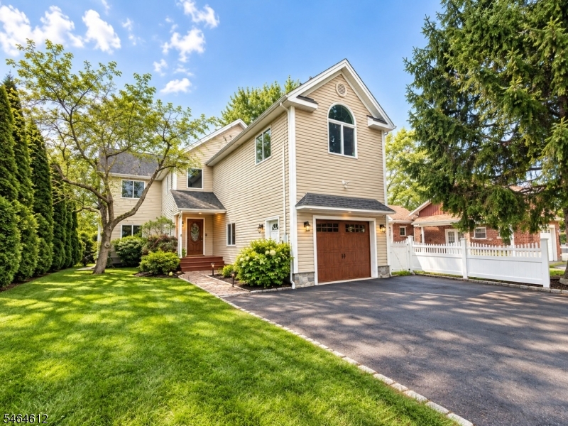 5 Benedict Dr