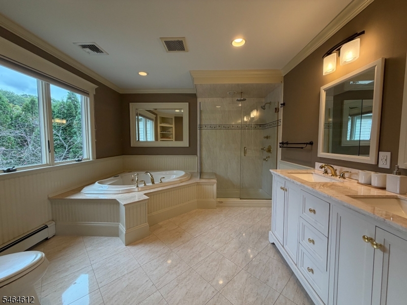 5 Benedict Dr