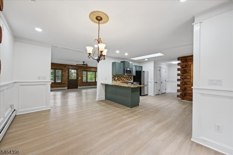 1058 Hoffman Rd