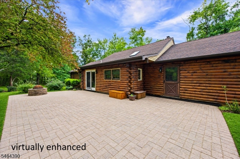 1058 Hoffman Rd