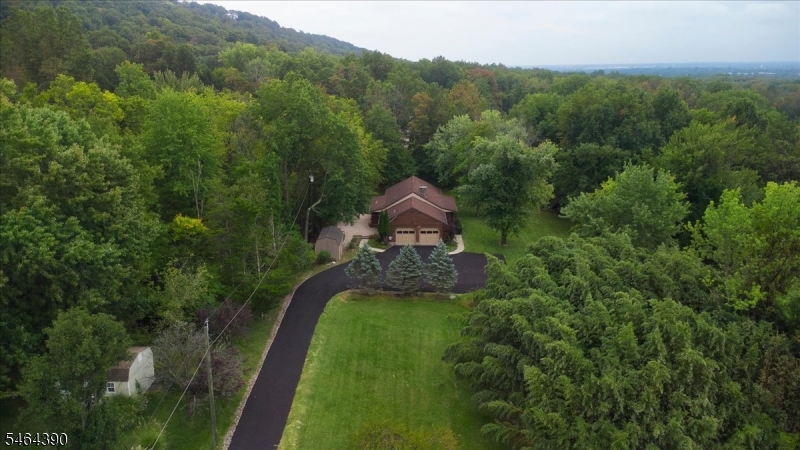1058 Hoffman Rd
