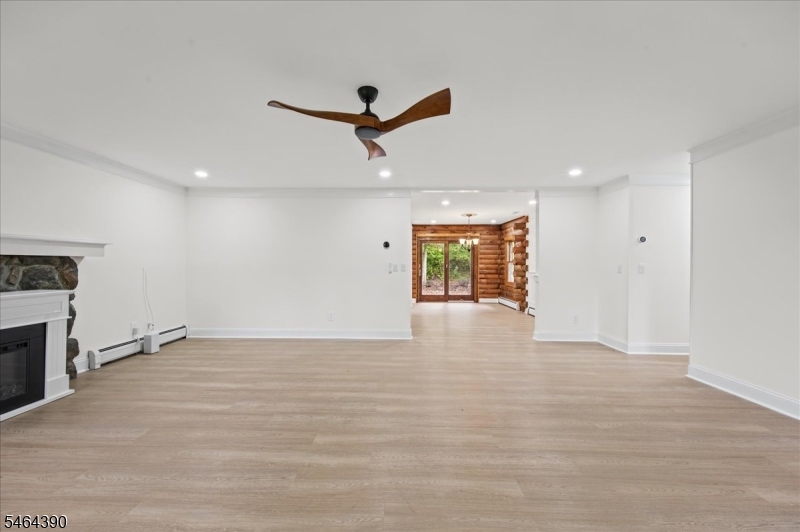 1058 Hoffman Rd