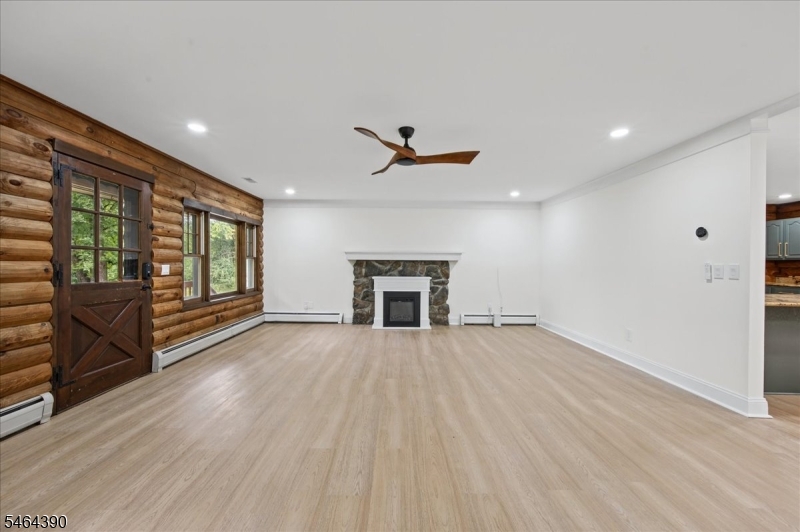 1058 Hoffman Rd