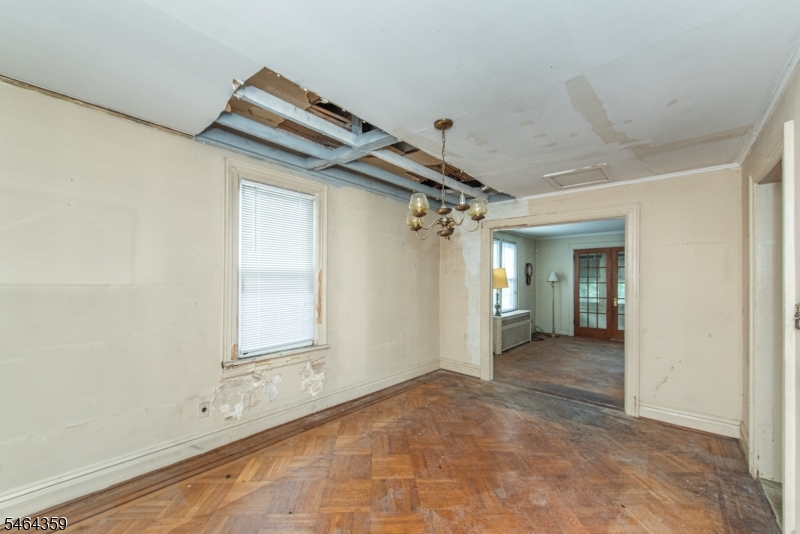 481 Jefferson Ave