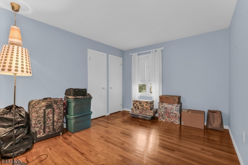 209 Cedar St
