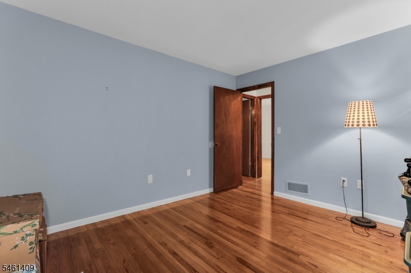 209 Cedar St