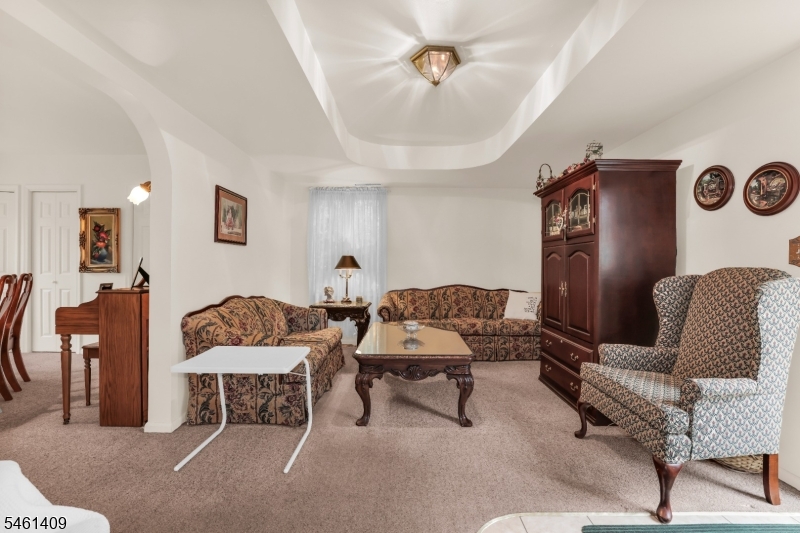 209 Cedar St