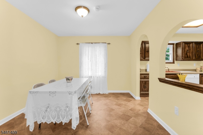 209 Cedar St