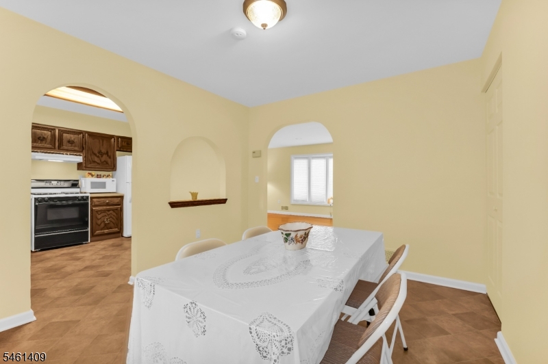 209 Cedar St