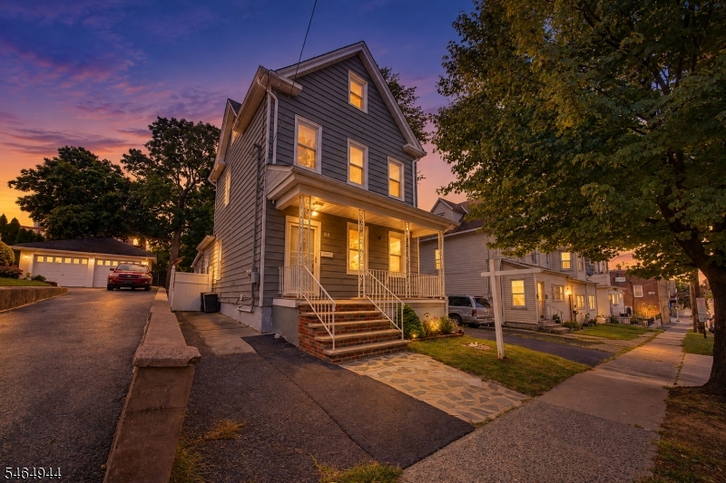 88 Boiling Springs Ave