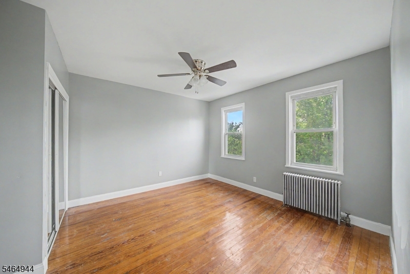 88 Boiling Springs Ave