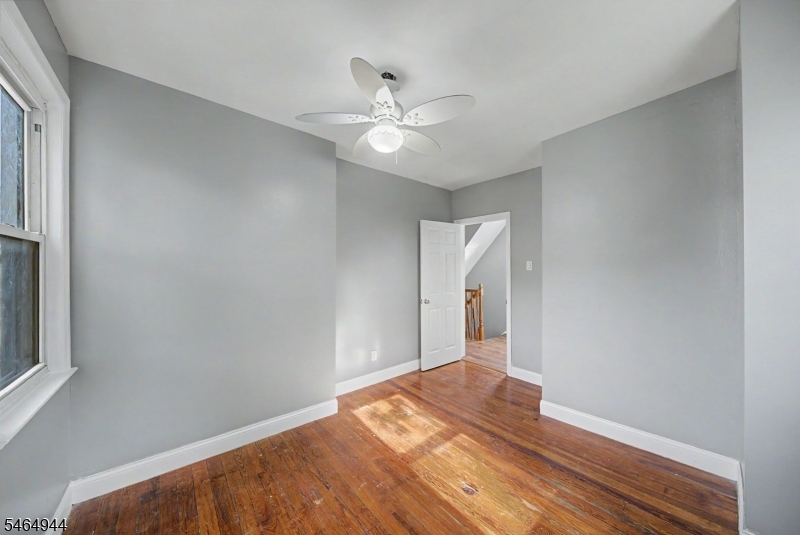 88 Boiling Springs Ave