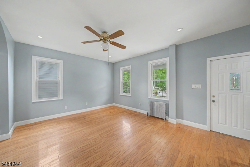 88 Boiling Springs Ave