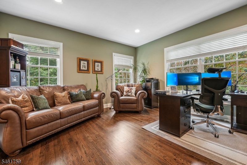 6 Combs Hollow Rd