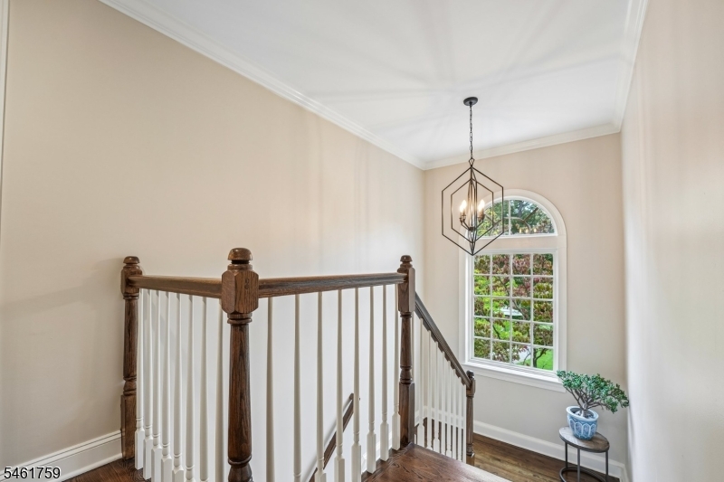 6 Combs Hollow Rd