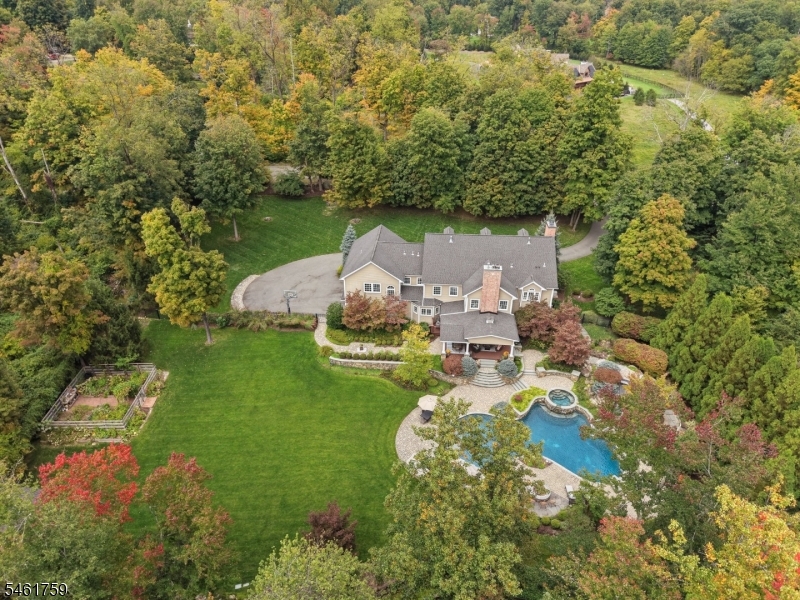 6 Combs Hollow Rd