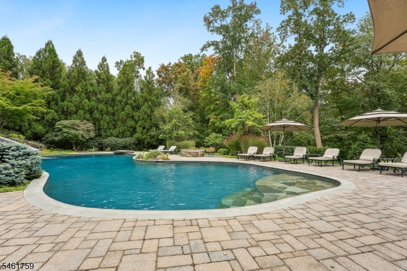 6 Combs Hollow Rd