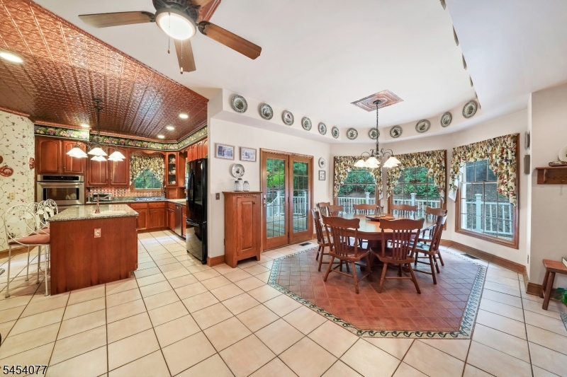 137 Lanning Rd