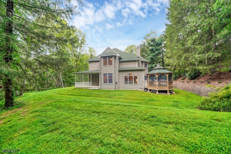 137 Lanning Rd
