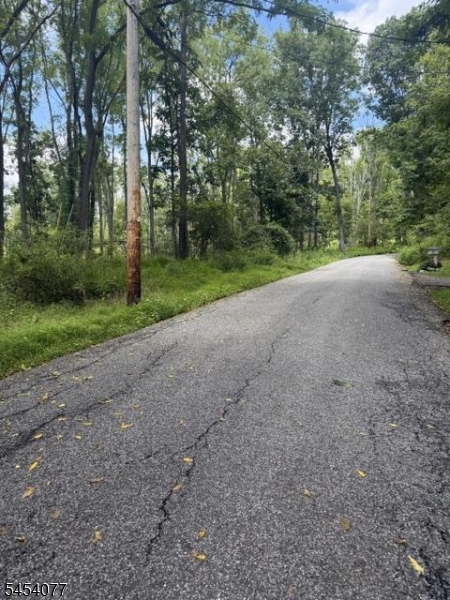 137 Lanning Rd