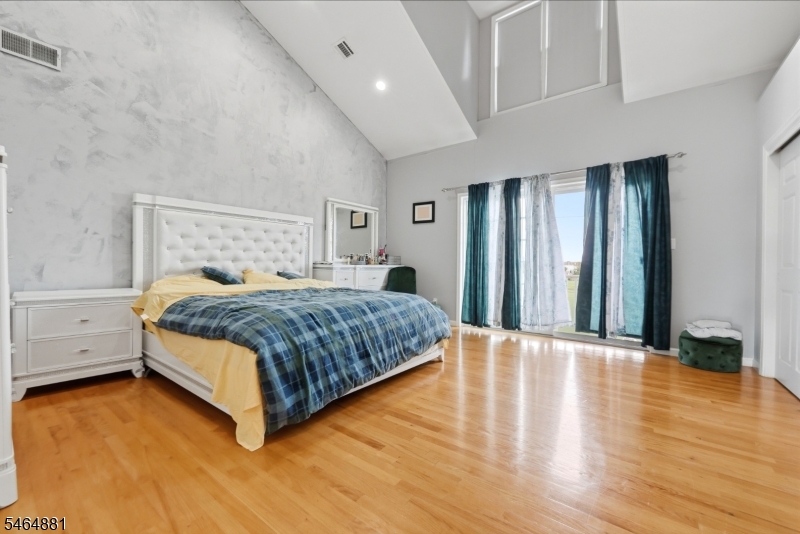 7 Harbor Front Ct. Unit C7