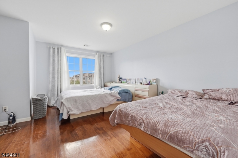 7 Harbor Front Ct. Unit C7