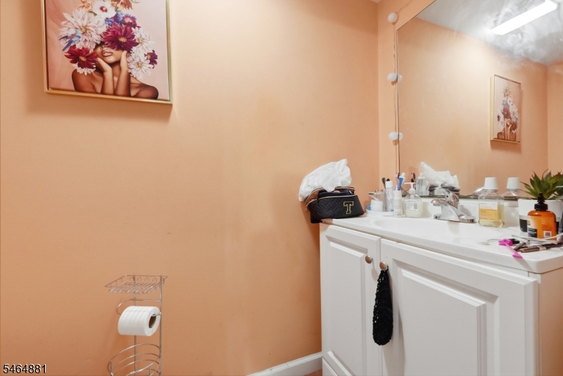 7 Harbor Front Ct. Unit C7