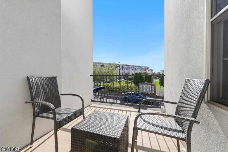 7 Harbor Front Ct. Unit C7