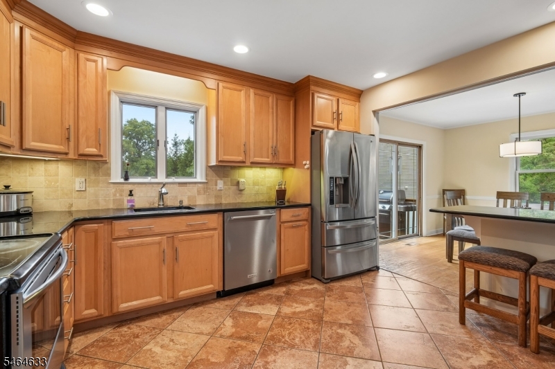 91 Ridge Dr
