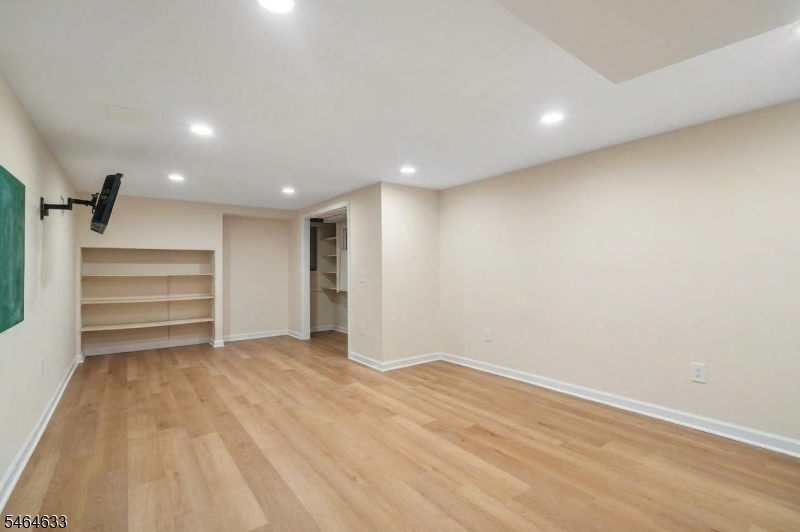 91 Ridge Dr