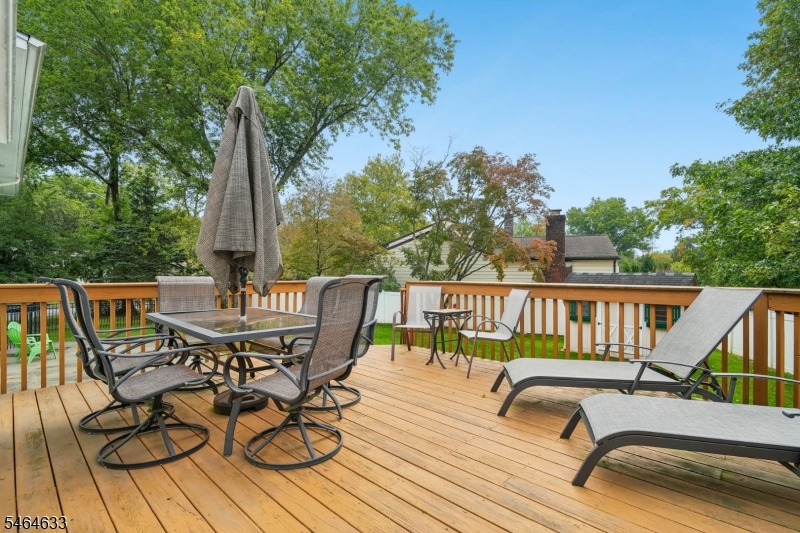 91 Ridge Dr