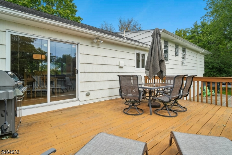 91 Ridge Dr