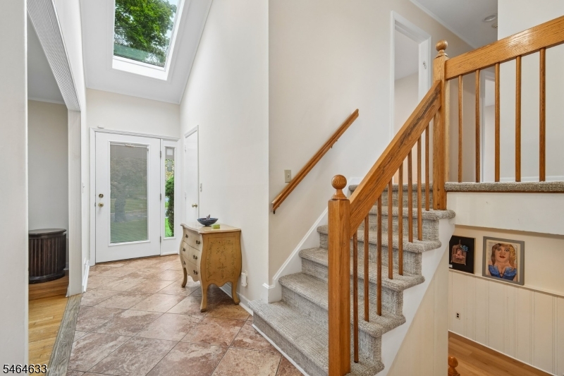 91 Ridge Dr