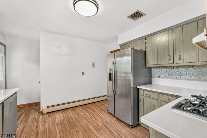 25 Starview Dr