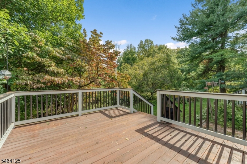 25 Starview Dr