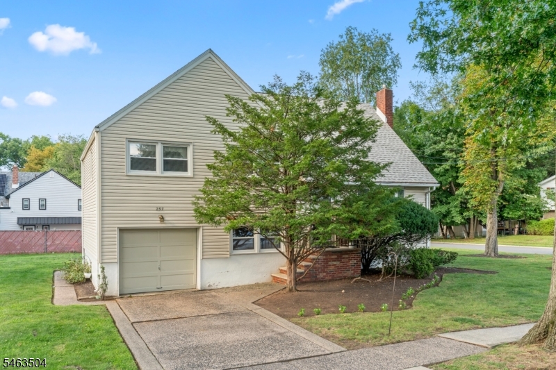 257 Hamilton Rd