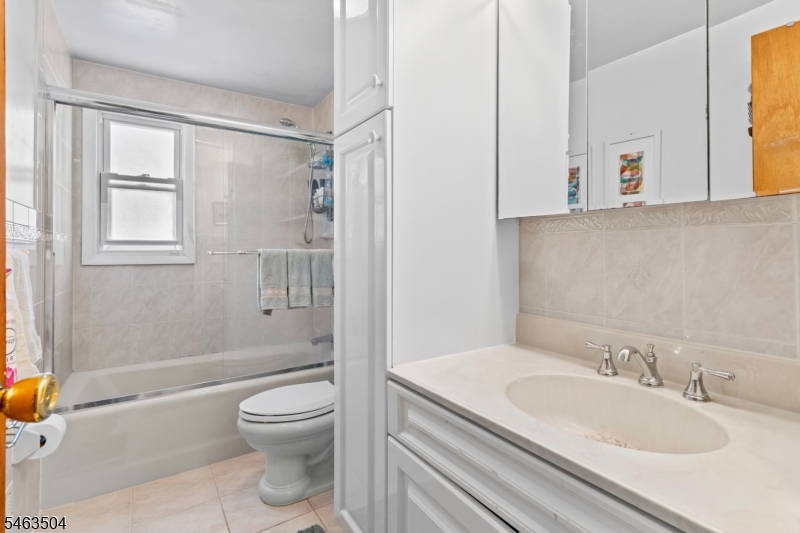 257 Hamilton Rd