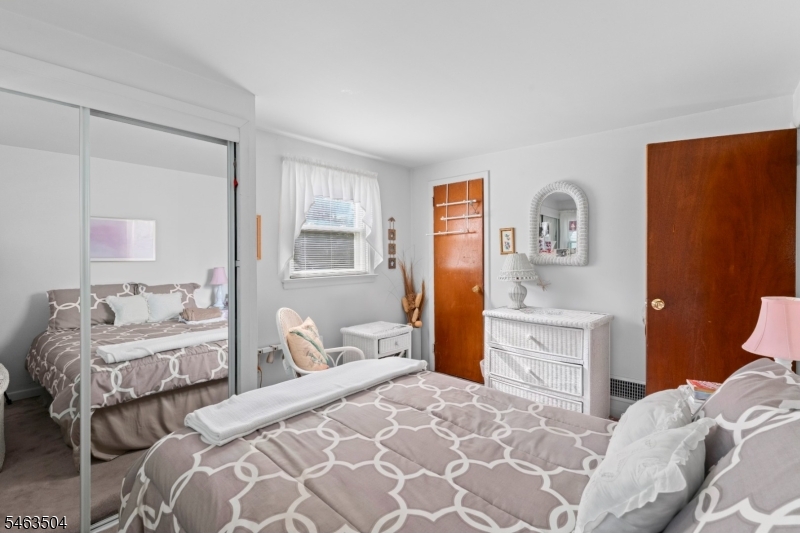 257 Hamilton Rd