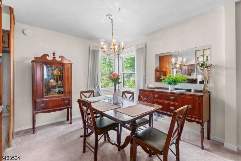 257 Hamilton Rd