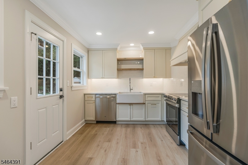 149 W. Golf Ave