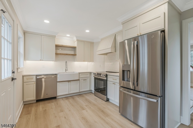 149 W. Golf Ave
