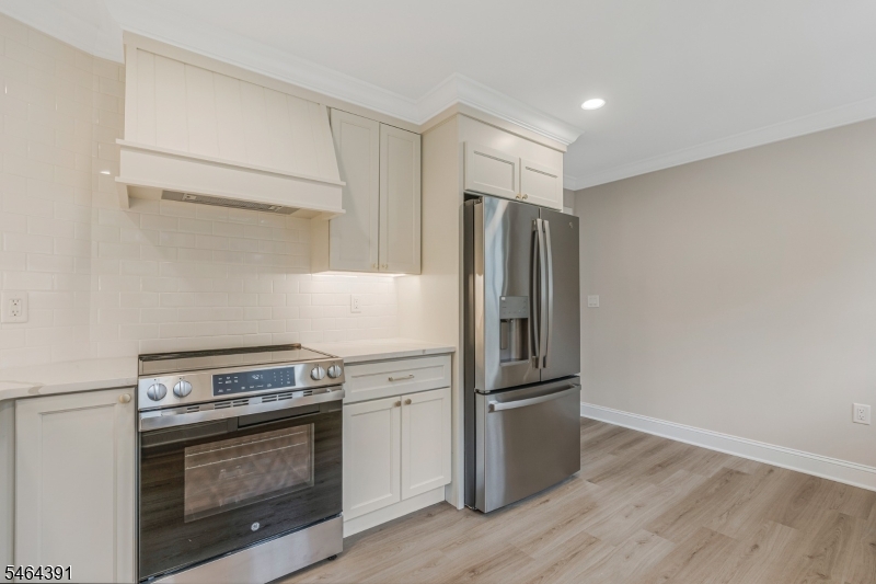 149 W. Golf Ave