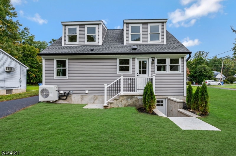 149 W. Golf Ave
