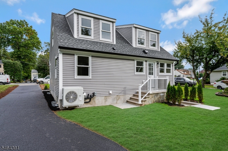 149 W. Golf Ave