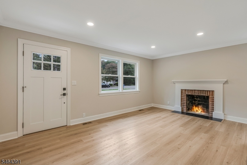 149 W. Golf Ave