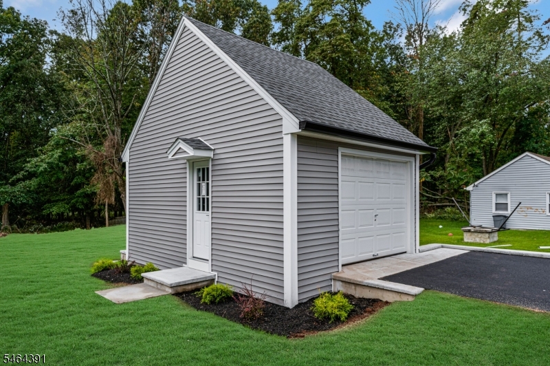 149 W. Golf Ave