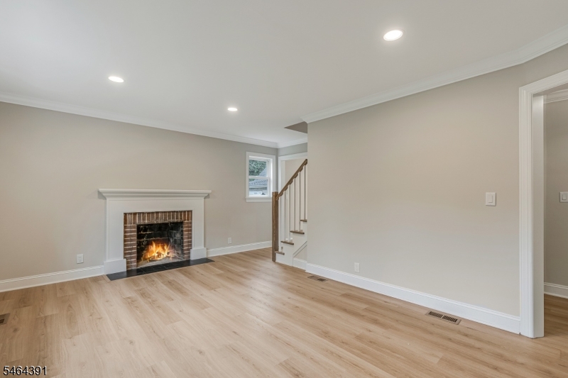 149 W. Golf Ave