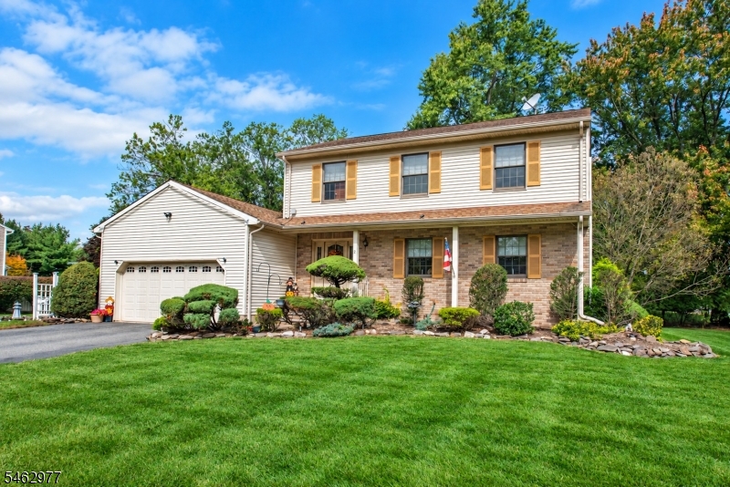2 Rochambeau Rd